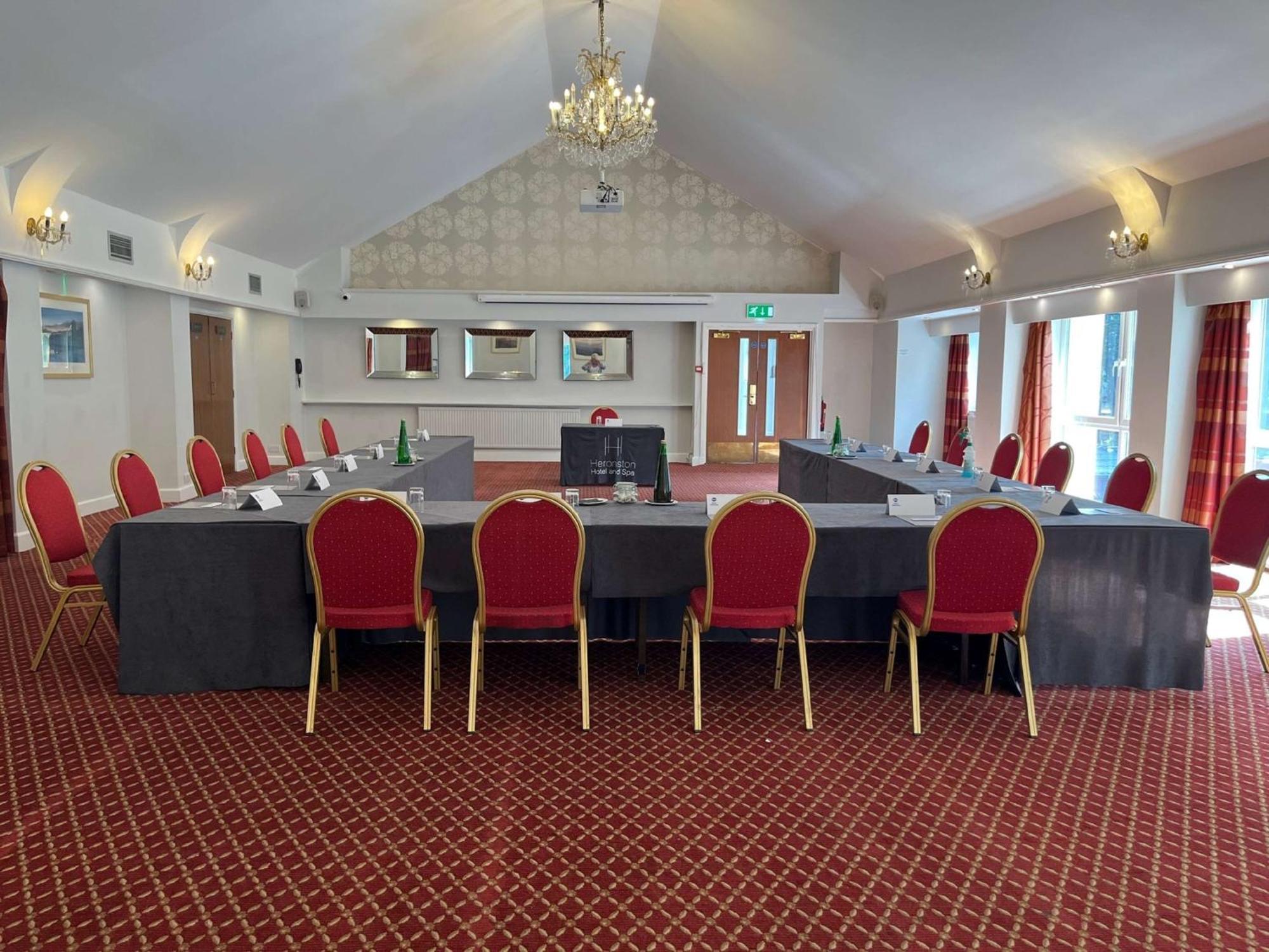 Best Western Heronston Hotel&Spa Bridgend  Exterior foto