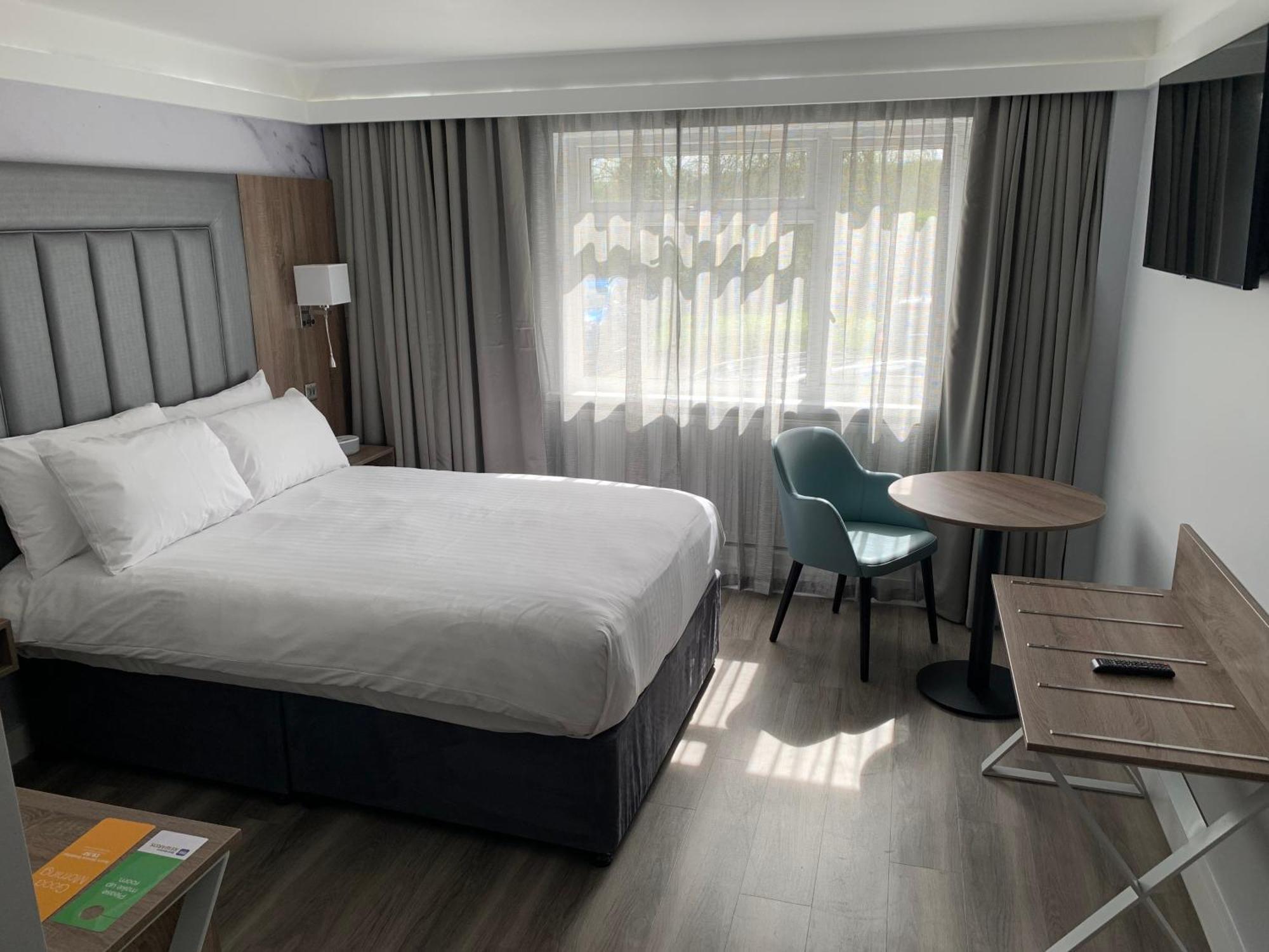 Best Western Heronston Hotel&Spa Bridgend  Exterior foto